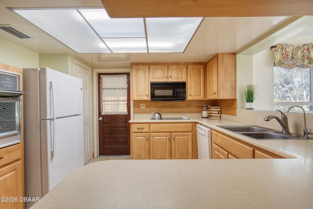 308 Navajo Avenue, Ormond Beach, FL 32174