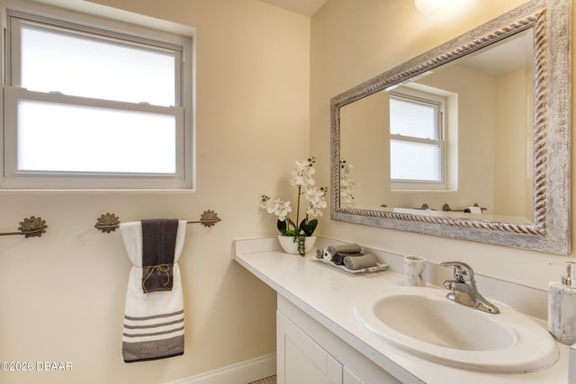 308 Navajo Avenue, Ormond Beach, FL 32174