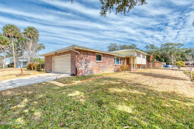 308 Navajo Avenue, Ormond Beach, FL 32174