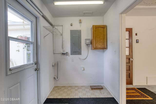 308 Navajo Avenue, Ormond Beach, FL 32174