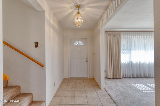 308 Navajo Avenue, Ormond Beach, FL 32174