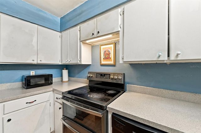 1069 STILLWATER AVENUE, Spring Hill, FL 34606