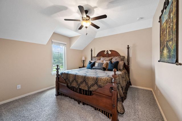5802 Vineyard Creek Lane, Porter, TX 77365