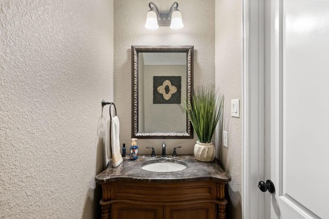 5802 Vineyard Creek Lane, Porter, TX 77365