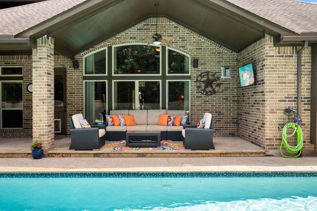 5802 Vineyard Creek Lane, Porter, TX 77365