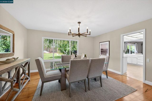 2683 Sundance Ct, Walnut Creek, CA 94598