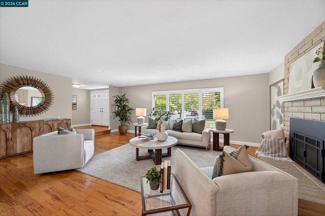 2683 Sundance Ct, Walnut Creek, CA 94598