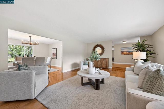 2683 Sundance Ct, Walnut Creek, CA 94598