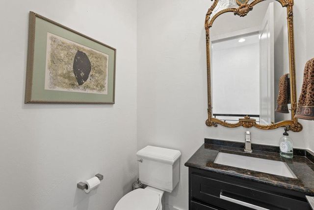 212 Marina View WAY 11A, Lakeway, TX 78734