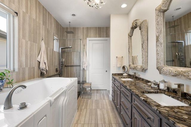 212 Marina View WAY 11A, Lakeway, TX 78734