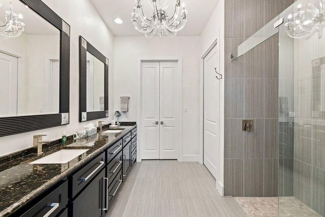 212 Marina View WAY 11A, Lakeway, TX 78734