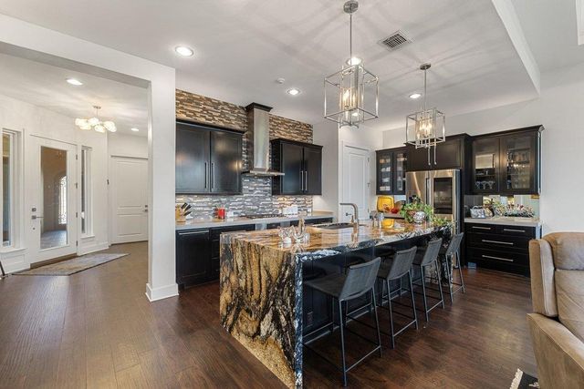 212 Marina View WAY 11A, Lakeway, TX 78734