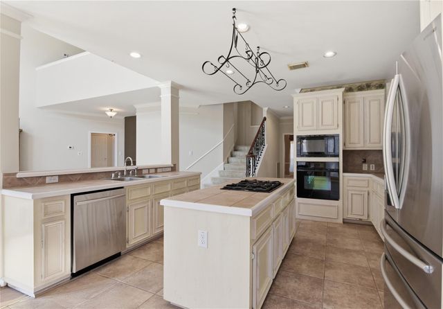 5910 Willowfield Court, Sugar Land, TX 77479