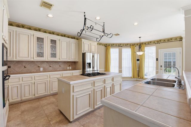 5910 Willowfield Court, Sugar Land, TX 77479