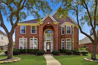 5910 Willowfield Court, Sugar Land, TX 77479