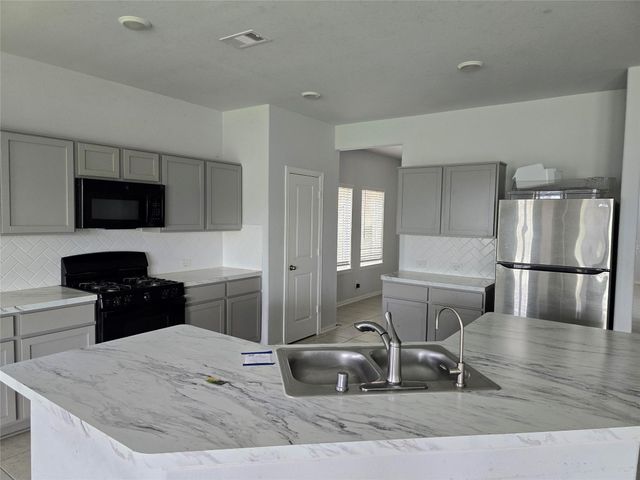 4707 Painted Bunting Lane, Baytown, TX 77521