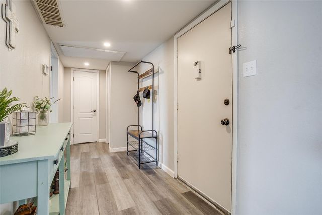 6008 Westridge Lane 512, Fort Worth, TX 76116