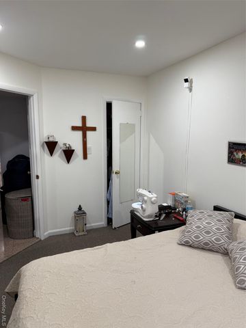 11949 6th Avenue, College Point, NY 11356