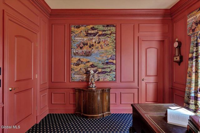 44 Turner Lane, Colonie, NY 12211