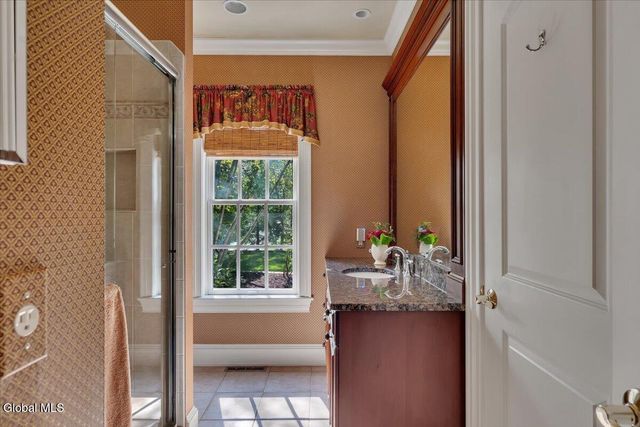 44 Turner Lane, Colonie, NY 12211