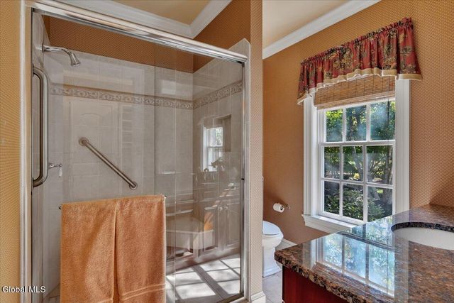 44 Turner Lane, Colonie, NY 12211