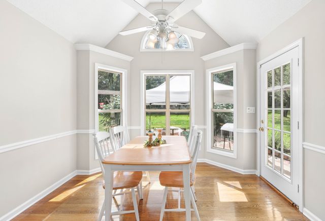 886 Glenraven Dr, Clarksville, TN 37043