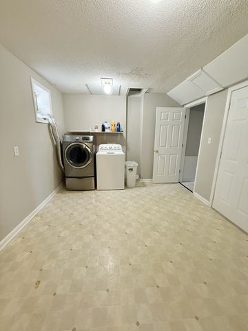 886 Glenraven Dr, Clarksville, TN 37043