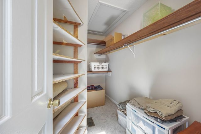 886 Glenraven Dr, Clarksville, TN 37043