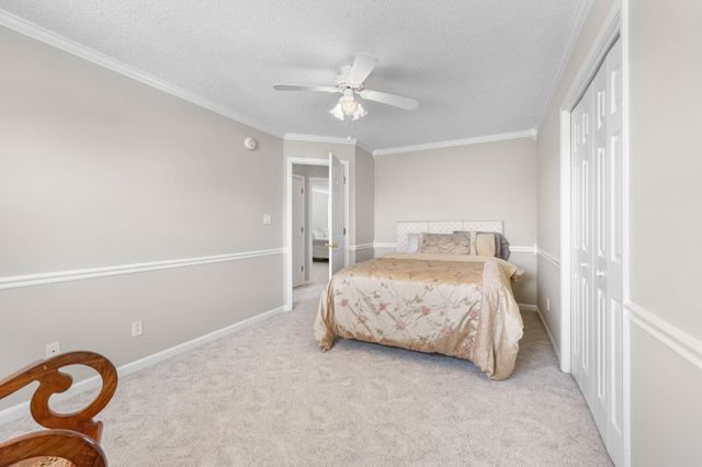 886 Glenraven Dr, Clarksville, TN 37043