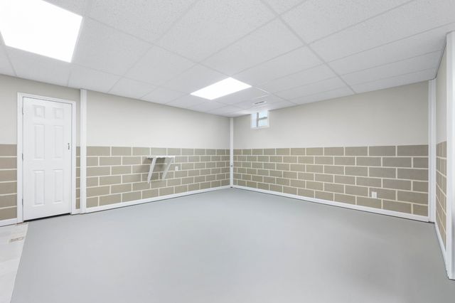 886 Glenraven Dr, Clarksville, TN 37043