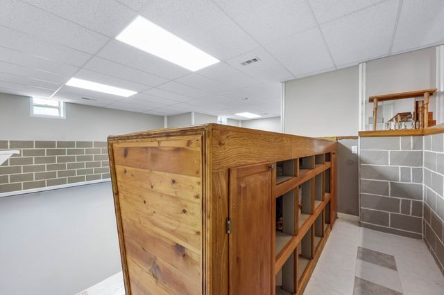 886 Glenraven Dr, Clarksville, TN 37043