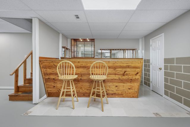 886 Glenraven Dr, Clarksville, TN 37043