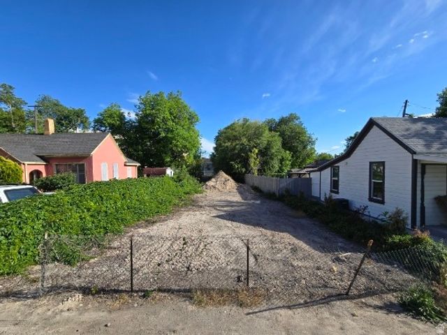 450 E DEBS PL, Salt Lake City, UT 84111