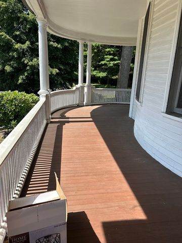79 Church St 1, Winchester, MA 01890