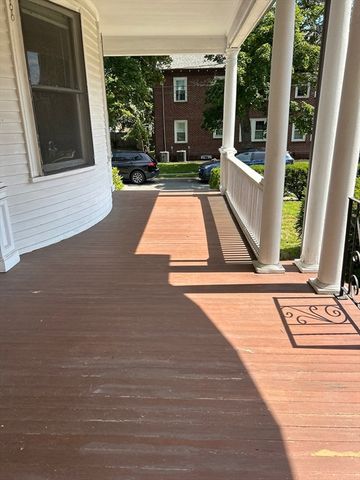 79 Church St 1, Winchester, MA 01890