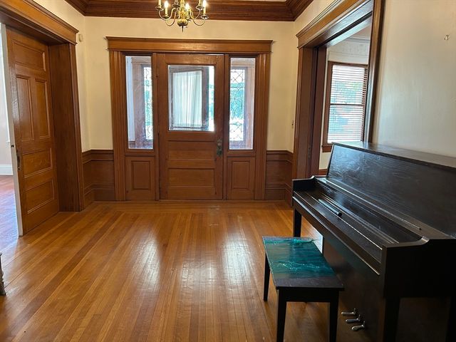 79 Church St 1, Winchester, MA 01890