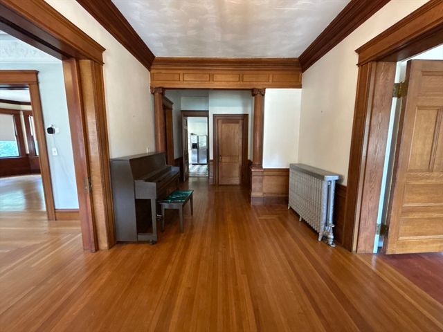 79 Church St 1, Winchester, MA 01890