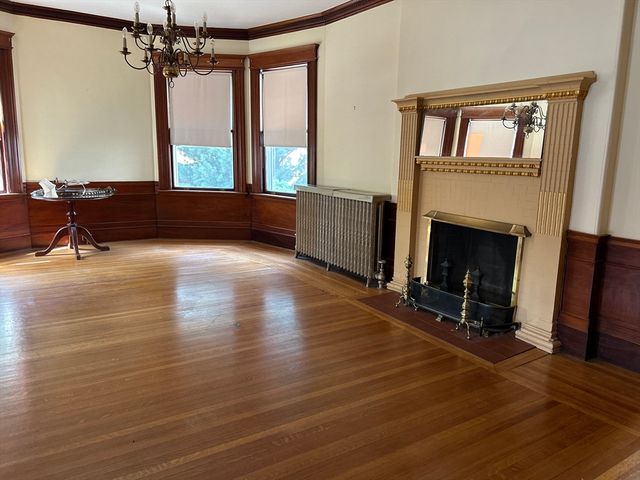 79 Church St 1, Winchester, MA 01890