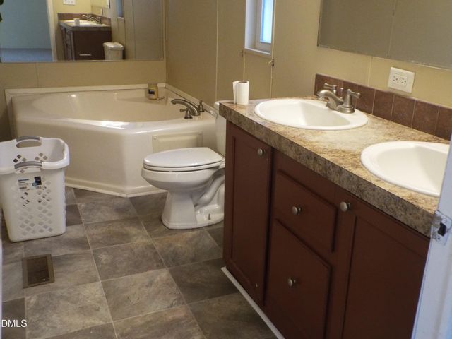 7085 Bayberry Drive, Oxford, NC 27565