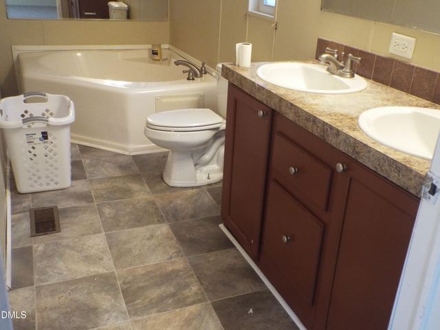 7085 Bayberry Drive, Oxford, NC 27565