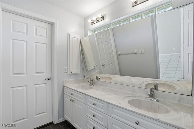 2920 SW 39th TER, Cape Coral, FL 33914