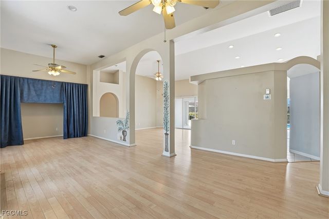 2920 SW 39th TER, Cape Coral, FL 33914