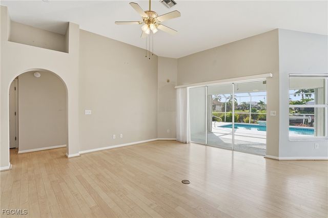 2920 SW 39th TER, Cape Coral, FL 33914