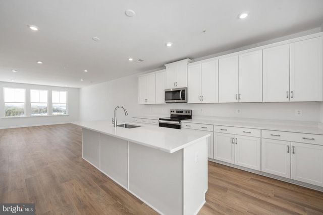 20889 MURRY FALLS TER, Ashburn, VA 20147