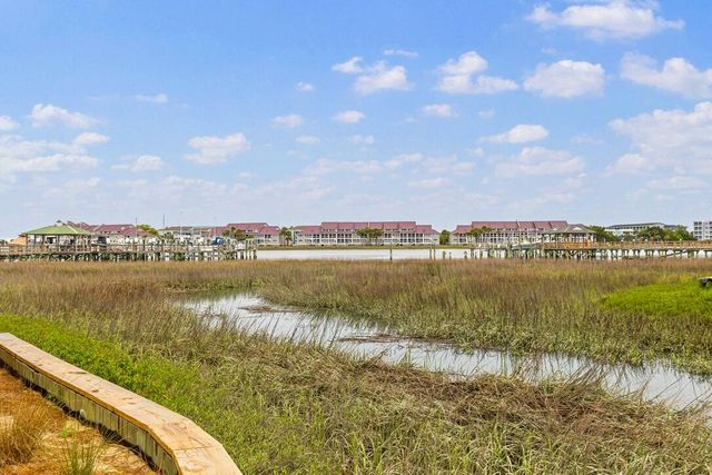 81 Sandbar Lane 21, Folly Beach, SC 29439