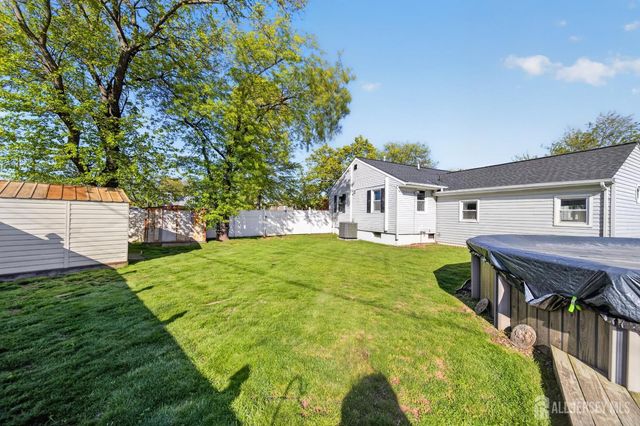 383 Carteret Avenue, Carteret, NJ 07008