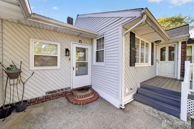 383 Carteret Avenue, Carteret, NJ 07008