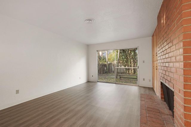 741 DUNDEE Way, Stockton, CA 95210