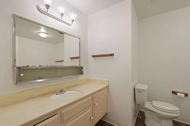 741 DUNDEE Way, Stockton, CA 95210