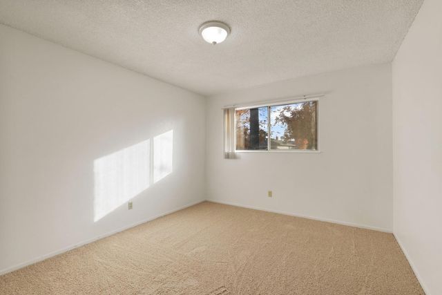 741 DUNDEE Way, Stockton, CA 95210